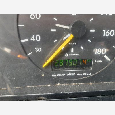 Mercedes-Benz 208 D, Pritschenwagen, 1996, Unfallschaden