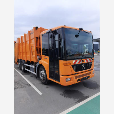 Mercedes-Benz Econic 2629L 6X2/4 NLA mit Zoeller Medium XL Gesamtansicht