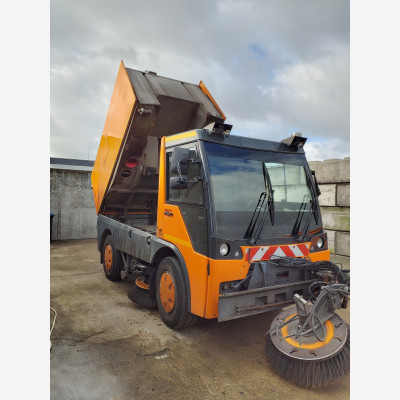 MFH 5500 Kehrmaschine