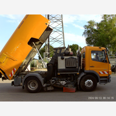 ### Kehrmaschine MB Atego / Bucher Cityfant 60 ###