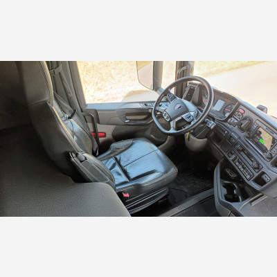 Sattelzugmaschine Scania R450