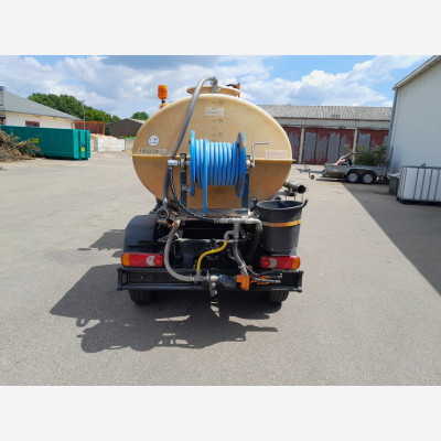 Multicar Fumo M30 mit Gießaufbau