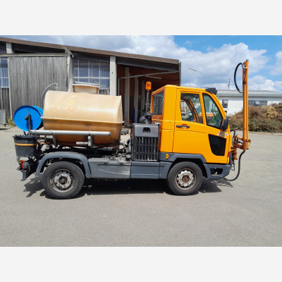 Multicar Fumo M30 mit Gießaufbau