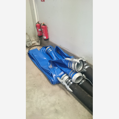 mobile Pumpe, selbstsaugend mit Tandem Tiefladeranhänger
