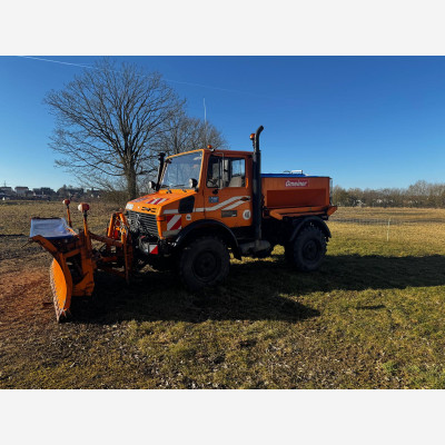 Mercedes Unimog U1400 Winterdienst