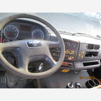 LKW Kranwagen Typ MAN TGM 13.250 4x4 BL