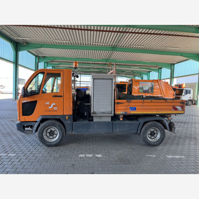 Multicar M30 mit Winterdienstausrüstung