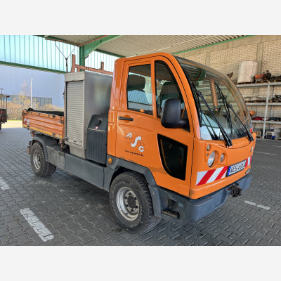 Multicar M30 mit Winterdienstausrüstung
