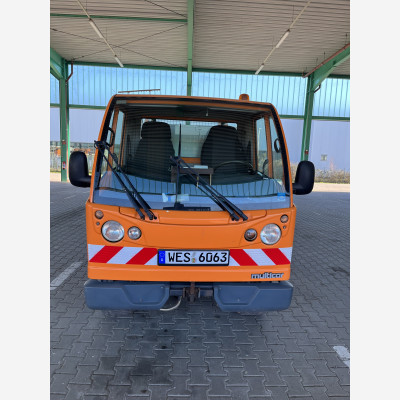 Multicar M30 mit Winterdienstausrüstung