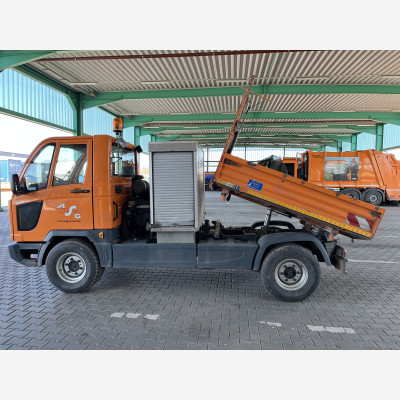Multicar M30 mit Winterdienstausrüstung