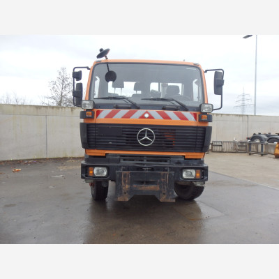 Mercedes Benz 1824 Allrad-Kipper
