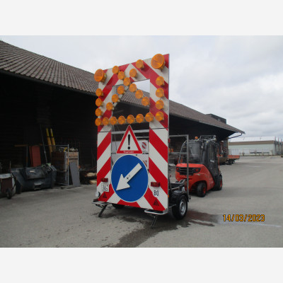 ### Verkehrssicherungs-Anhänger (VSA) ###