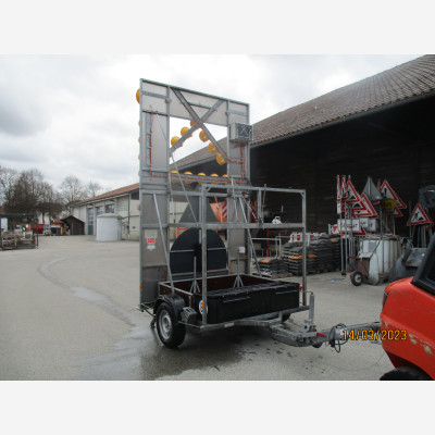 ### Verkehrssicherungs-Anhänger (VSA) ###